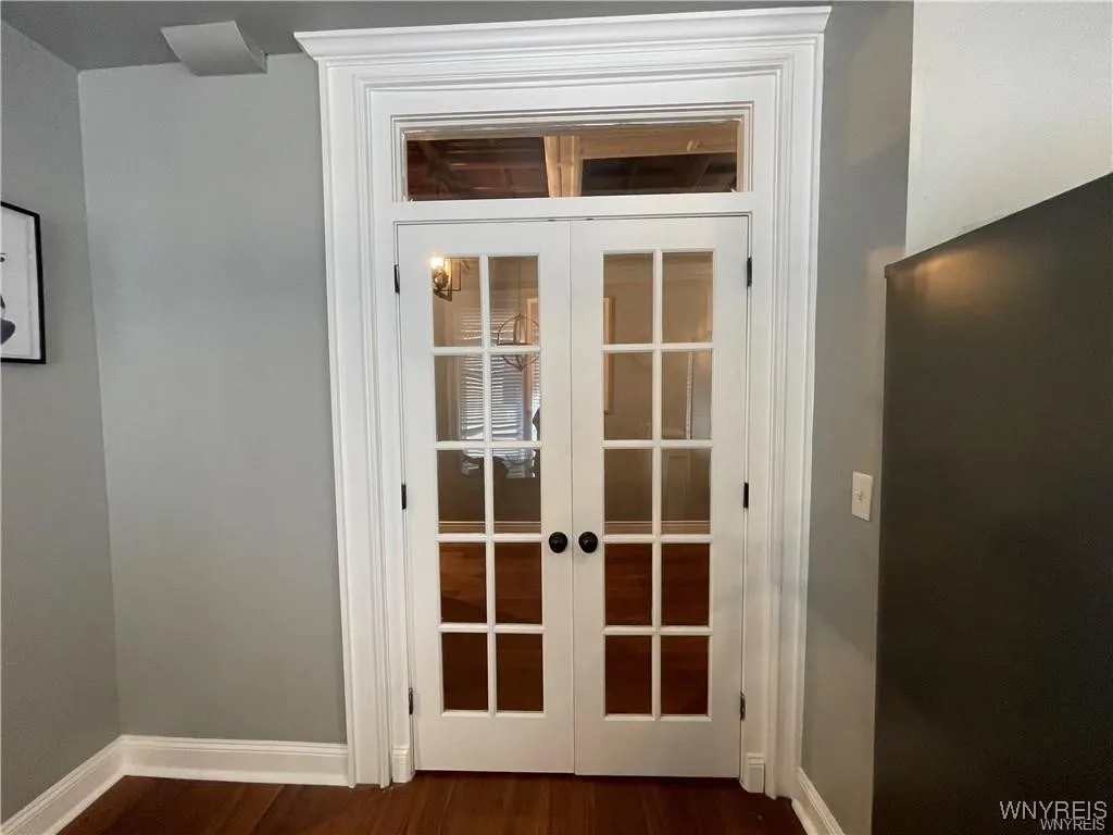 1115 Delaware Avenue Lower, Buffalo, New York 1420, Buffalo, New York 14209, 4 Bedrooms Bedrooms, 8 Rooms Rooms,2 BathroomsBathrooms,Residential Lease,Closed,1115 Delaware Avenue Lower, Buffalo, New York 1420,B1612311