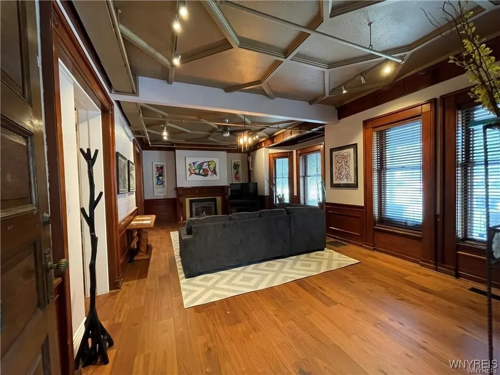 1115 Delaware Avenue Lower, Buffalo, New York 1420, Buffalo, New York 14209, 4 Bedrooms Bedrooms, 8 Rooms Rooms,2 BathroomsBathrooms,Residential Lease,Closed,1115 Delaware Avenue Lower, Buffalo, New York 1420,B1612311