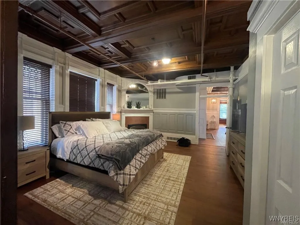 Primary Suite with Private Bathroom