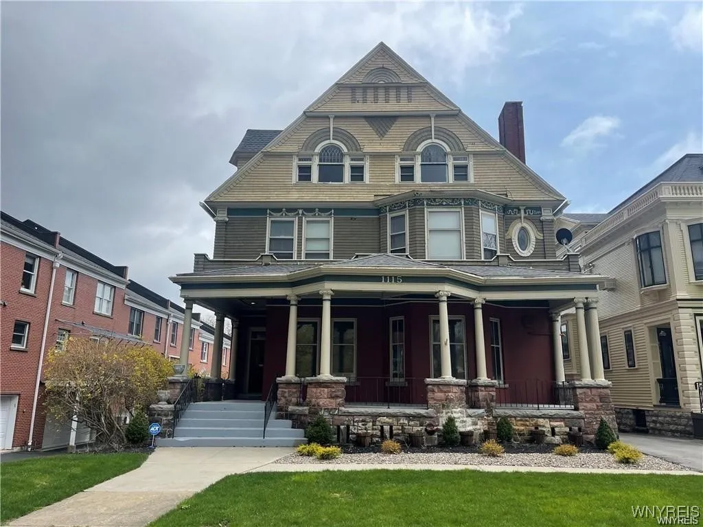 1115 Delaware Avenue Lower, Buffalo, New York 1420, Buffalo, New York 14209, 4 Bedrooms Bedrooms, 8 Rooms Rooms,2 BathroomsBathrooms,Residential Lease,Closed,1115 Delaware Avenue Lower, Buffalo, New York 1420,B1612311