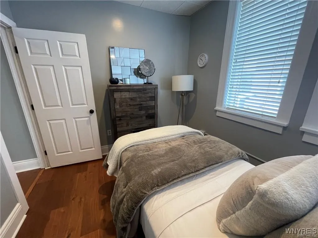 1115 Delaware Avenue Lower, Buffalo, New York 1420, Buffalo, New York 14209, 4 Bedrooms Bedrooms, 8 Rooms Rooms,2 BathroomsBathrooms,Residential Lease,Closed,1115 Delaware Avenue Lower, Buffalo, New York 1420,B1612311