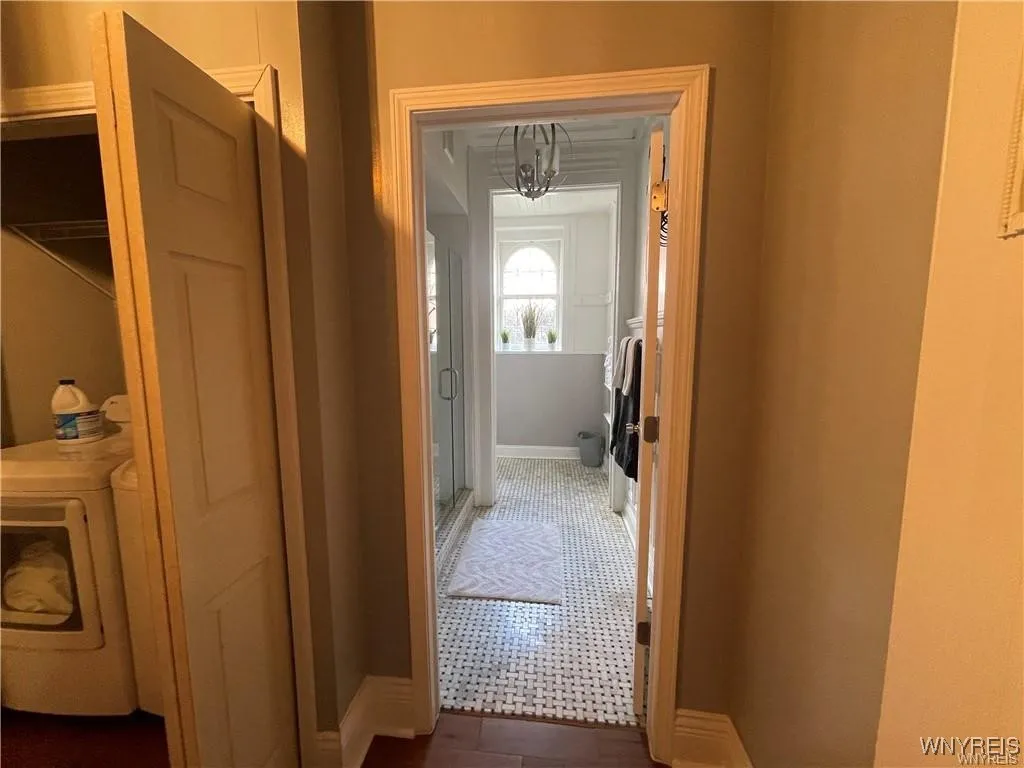 1115 Delaware Avenue Lower, Buffalo, New York 1420, Buffalo, New York 14209, 4 Bedrooms Bedrooms, 8 Rooms Rooms,2 BathroomsBathrooms,Residential Lease,Closed,1115 Delaware Avenue Lower, Buffalo, New York 1420,B1612311