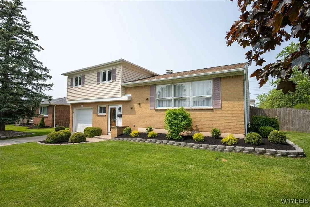 254 Marrano Parkway, Cheektowaga, New York 14227, Cheektowaga, New York 14227, 3 Bedrooms Bedrooms, 6 Rooms Rooms,1 BathroomBathrooms,Residential,Closed,254 Marrano Parkway, Cheektowaga, New York 14227,0,B1609621