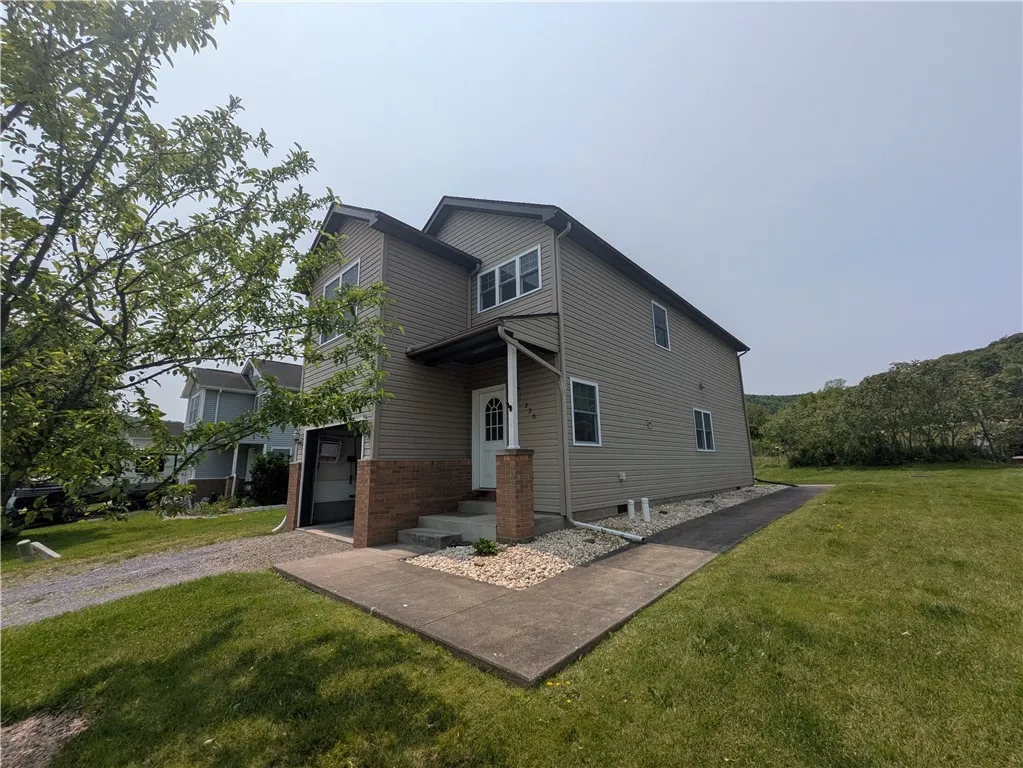 220 North Onofrio Street, Bradford-city, Pennsylva, Bradford City, Pennsylvania 16701, 3 Bedrooms Bedrooms, 8 Rooms Rooms,2 BathroomsBathrooms,Residential,Closed,220 North Onofrio Street, Bradford-city, Pennsylva,0,R1612315