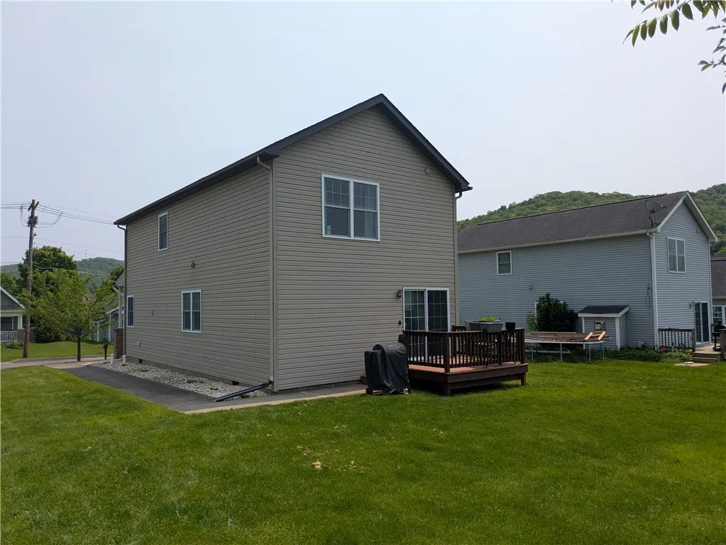 220 North Onofrio Street, Bradford-city, Pennsylva, Bradford City, Pennsylvania 16701, 3 Bedrooms Bedrooms, 8 Rooms Rooms,2 BathroomsBathrooms,Residential,Closed,220 North Onofrio Street, Bradford-city, Pennsylva,0,R1612315