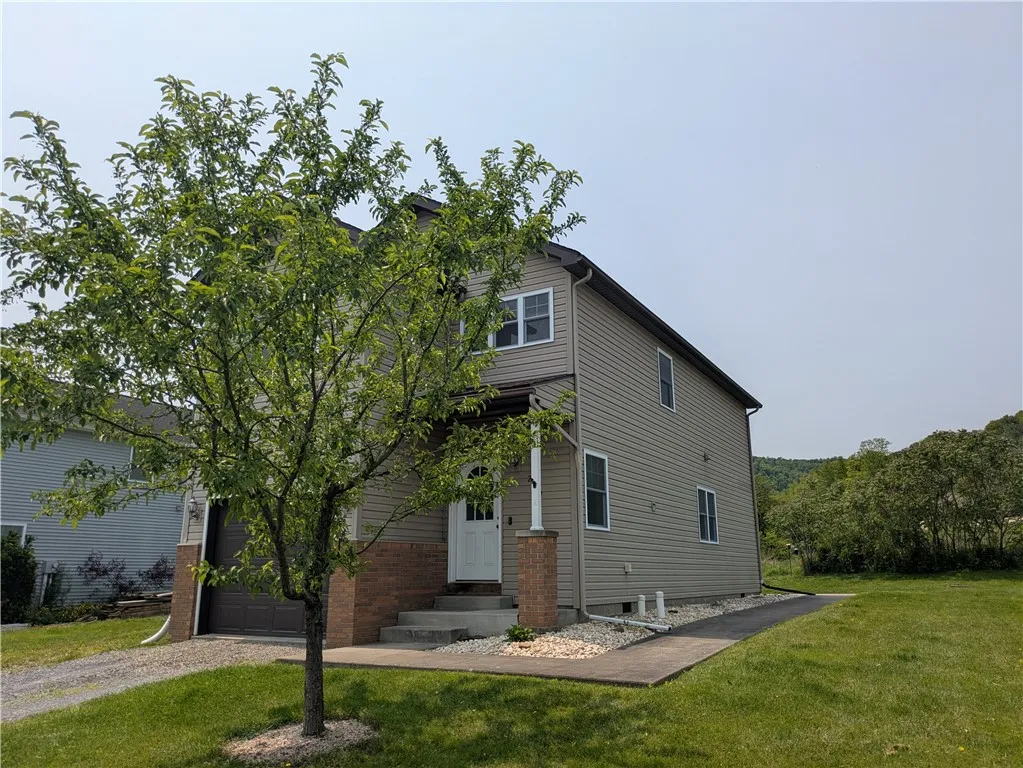 220 North Onofrio Street, Bradford-city, Pennsylva, Bradford City, Pennsylvania 16701, 3 Bedrooms Bedrooms, 8 Rooms Rooms,2 BathroomsBathrooms,Residential,Closed,220 North Onofrio Street, Bradford-city, Pennsylva,0,R1612315