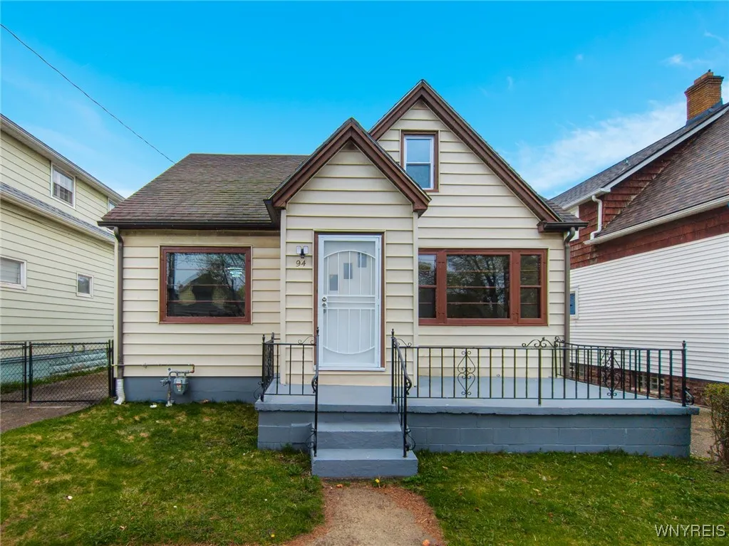 94 Ridge Park Avenue, Cheektowaga, New York 14211, Cheektowaga, New York 14211, 3 Bedrooms Bedrooms, 7 Rooms Rooms,1 BathroomBathrooms,Residential,Closed,94 Ridge Park Avenue, Cheektowaga, New York 14211,0,B1612183