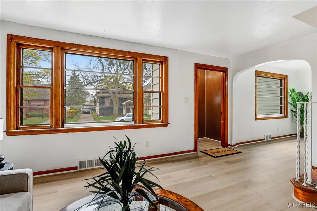 94 Ridge Park Avenue, Cheektowaga, New York 14211, Cheektowaga, New York 14211, 3 Bedrooms Bedrooms, 7 Rooms Rooms,1 BathroomBathrooms,Residential,Closed,94 Ridge Park Avenue, Cheektowaga, New York 14211,0,B1612183