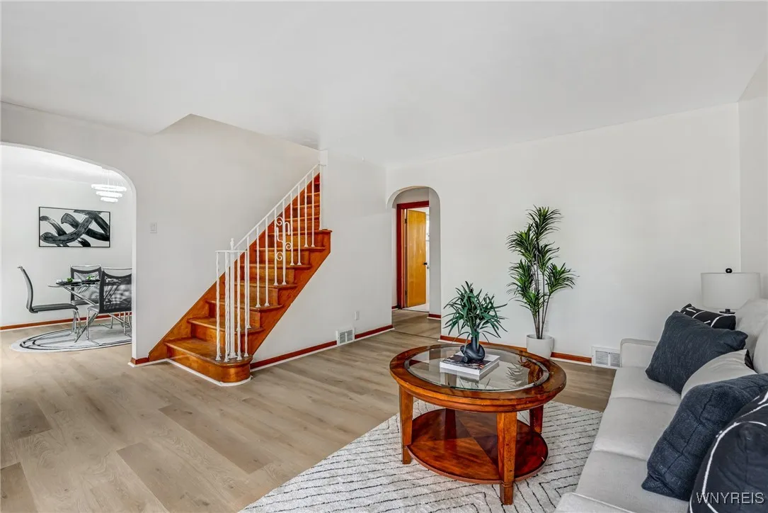 94 Ridge Park Avenue, Cheektowaga, New York 14211, Cheektowaga, New York 14211, 3 Bedrooms Bedrooms, 7 Rooms Rooms,1 BathroomBathrooms,Residential,Closed,94 Ridge Park Avenue, Cheektowaga, New York 14211,0,B1612183