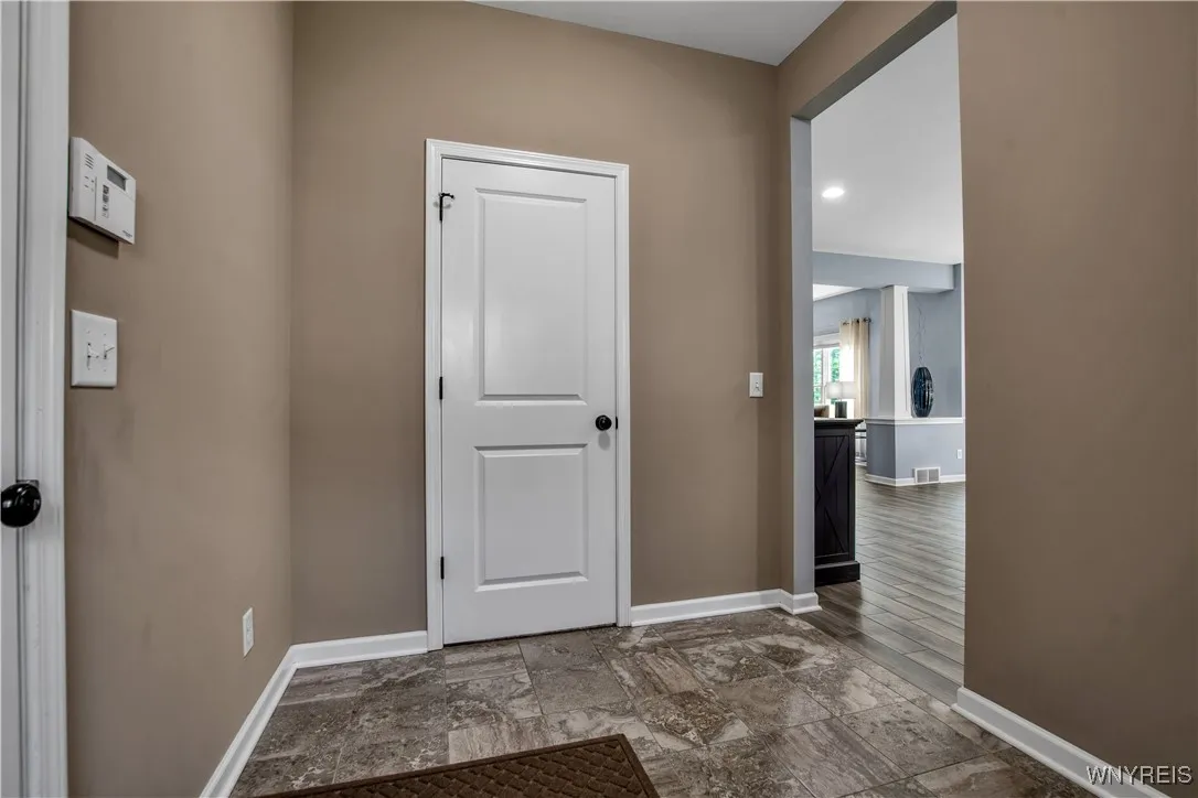 3 Golden Oak Lane, Orchard Park, New York 14127, Orchard Park, New York 14127, 4 Bedrooms Bedrooms, 10 Rooms Rooms,2 BathroomsBathrooms,Residential,Closed,3 Golden Oak Lane, Orchard Park, New York 14127,B1612132