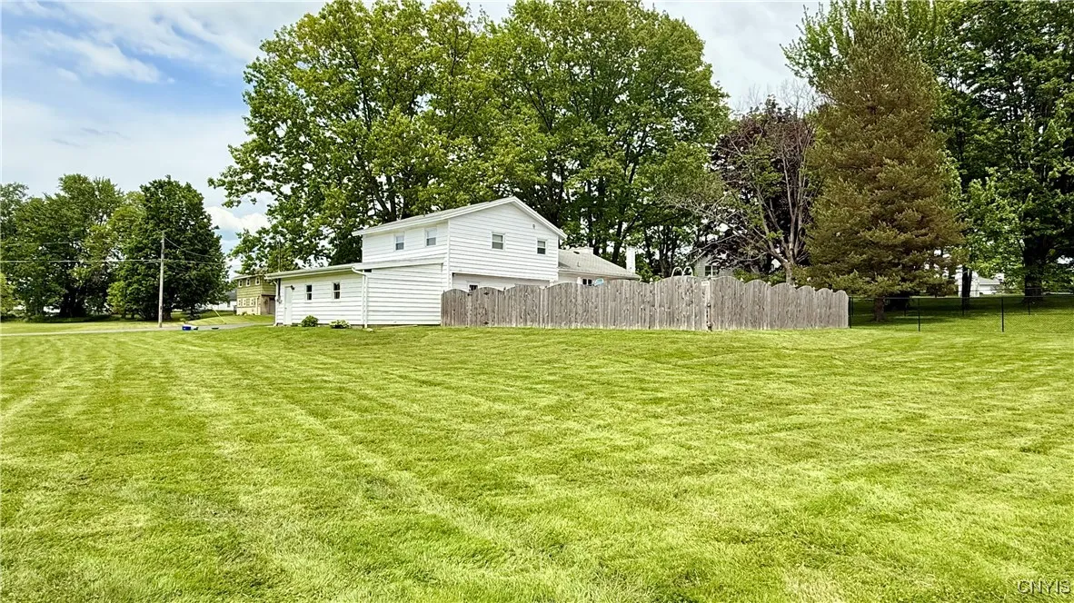 10 Litwak Street, Fulton, New York 13069, Fulton, New York 13069, 3 Bedrooms Bedrooms, 7 Rooms Rooms,2 BathroomsBathrooms,Residential,Closed,10 Litwak Street, Fulton, New York 13069,S1610097