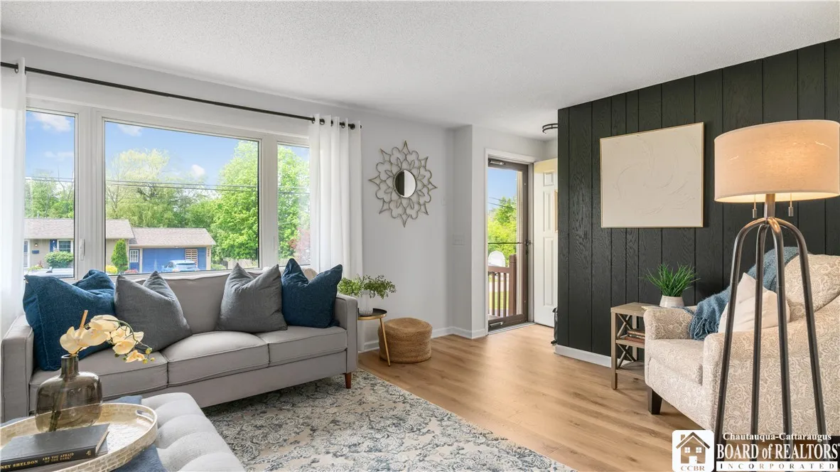 5467 Sterling Road, Hamburg, New York 14075, Hamburg, New York 14075, 3 Bedrooms Bedrooms, 8 Rooms Rooms,2 BathroomsBathrooms,Residential,Closed,5467 Sterling Road, Hamburg, New York 14075,R1612228