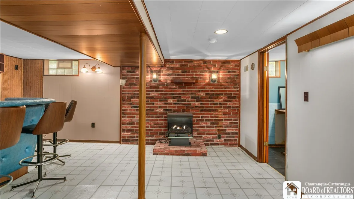 5467 Sterling Road, Hamburg, New York 14075, Hamburg, New York 14075, 3 Bedrooms Bedrooms, 8 Rooms Rooms,2 BathroomsBathrooms,Residential,Closed,5467 Sterling Road, Hamburg, New York 14075,R1612228