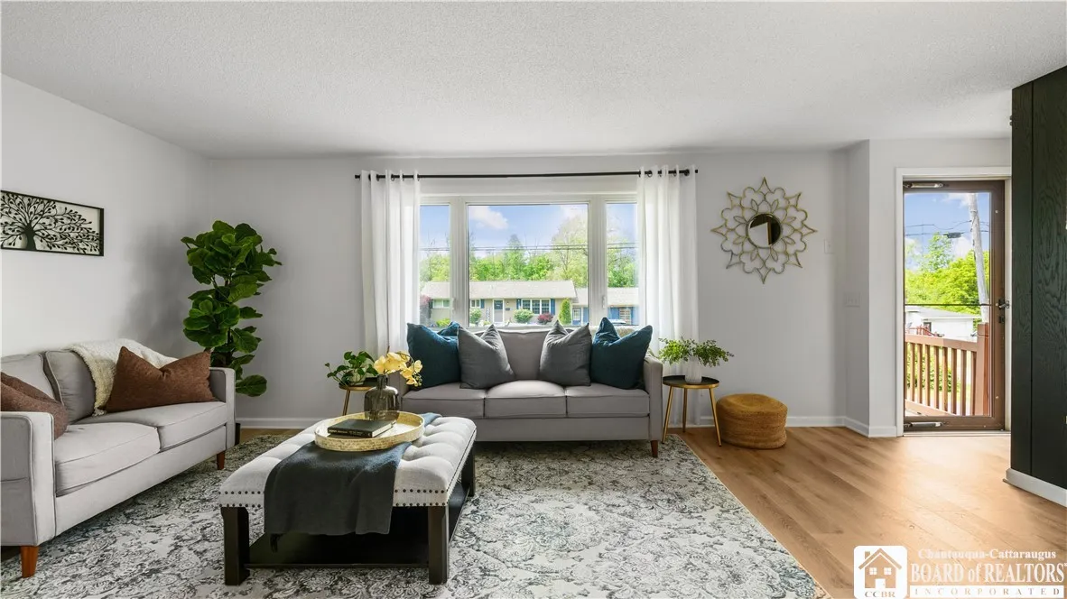 5467 Sterling Road, Hamburg, New York 14075, Hamburg, New York 14075, 3 Bedrooms Bedrooms, 8 Rooms Rooms,2 BathroomsBathrooms,Residential,Closed,5467 Sterling Road, Hamburg, New York 14075,R1612228