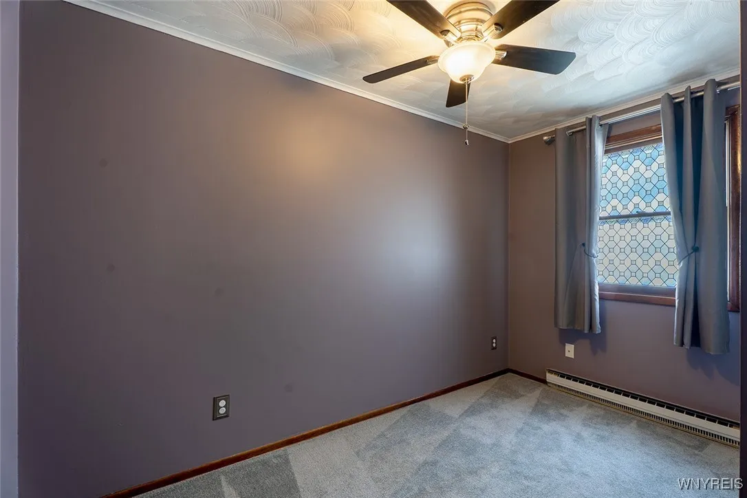 3206 Ontario Avenue, Niagara Falls, New York 14305, Niagara Falls, New York 14305, 3 Bedrooms Bedrooms, 5 Rooms Rooms,2 BathroomsBathrooms,Residential,Closed,3206 Ontario Avenue, Niagara Falls, New York 14305,0,B1612084