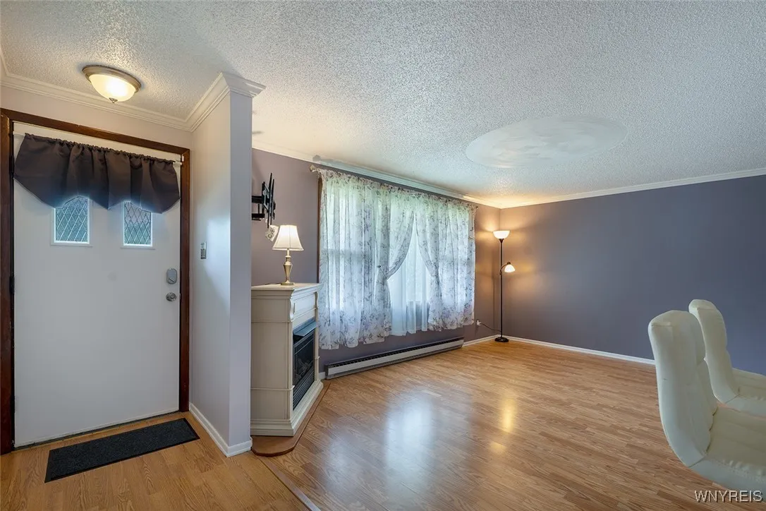3206 Ontario Avenue, Niagara Falls, New York 14305, Niagara Falls, New York 14305, 3 Bedrooms Bedrooms, 5 Rooms Rooms,2 BathroomsBathrooms,Residential,Closed,3206 Ontario Avenue, Niagara Falls, New York 14305,0,B1612084
