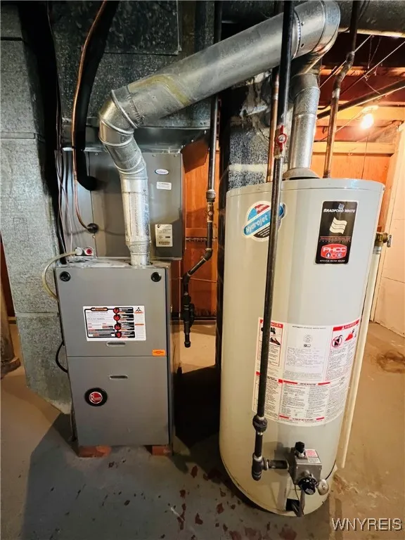 156 Knox Avenue, West Seneca, New York 14224, West Seneca, New York 14224, 4 Bedrooms Bedrooms, 5 Rooms Rooms,1 BathroomBathrooms,Residential,Closed,156 Knox Avenue, West Seneca, New York 14224,B1612088