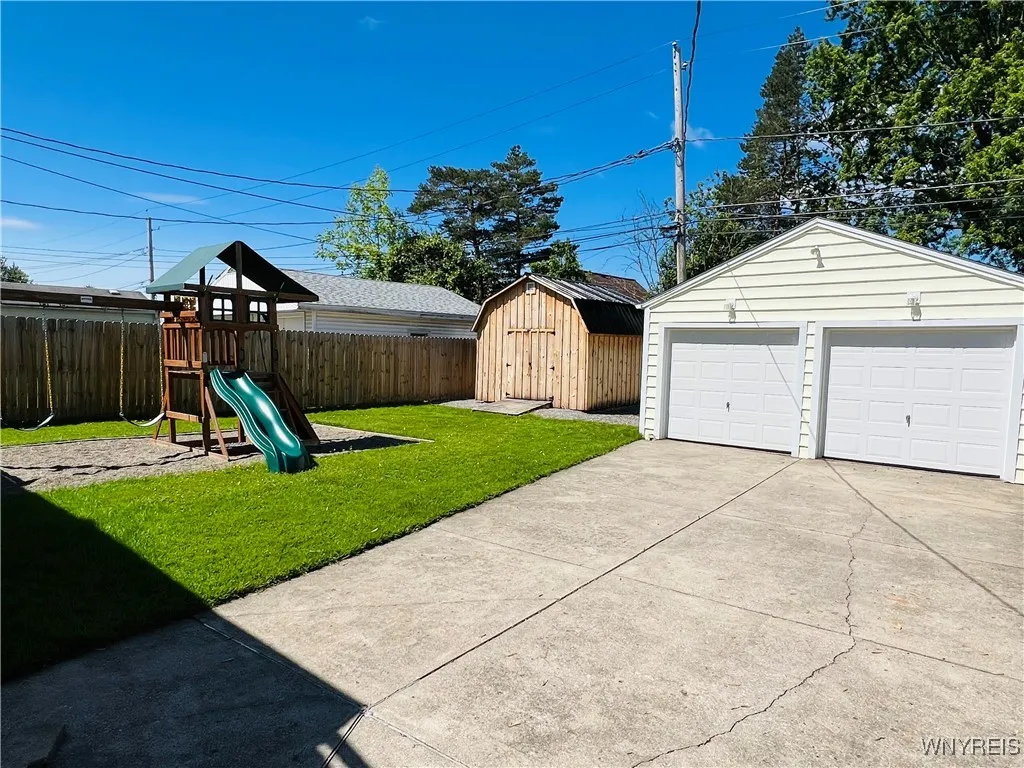 156 Knox Avenue, West Seneca, New York 14224, West Seneca, New York 14224, 4 Bedrooms Bedrooms, 5 Rooms Rooms,1 BathroomBathrooms,Residential,Closed,156 Knox Avenue, West Seneca, New York 14224,B1612088