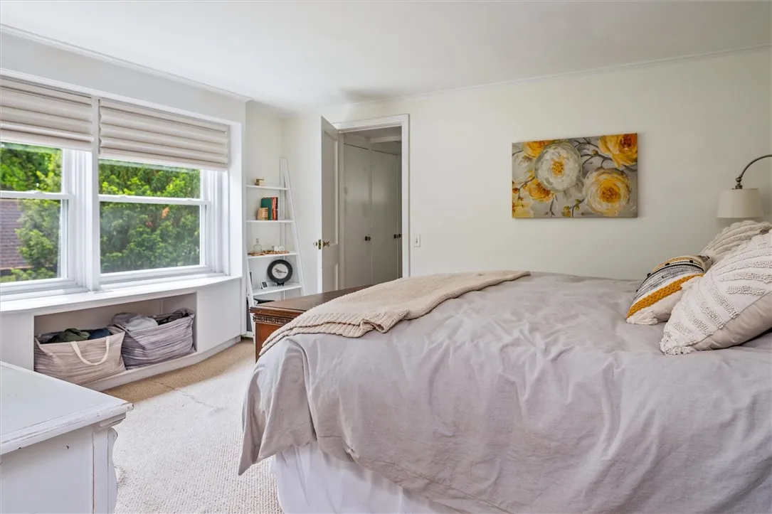 215 Inwood Drive, Brighton, New York 14625, Brighton, New York 14625, 5 Bedrooms Bedrooms, 9 Rooms Rooms,3 BathroomsBathrooms,Residential,Closed,215 Inwood Drive, Brighton, New York 14625,R1610561