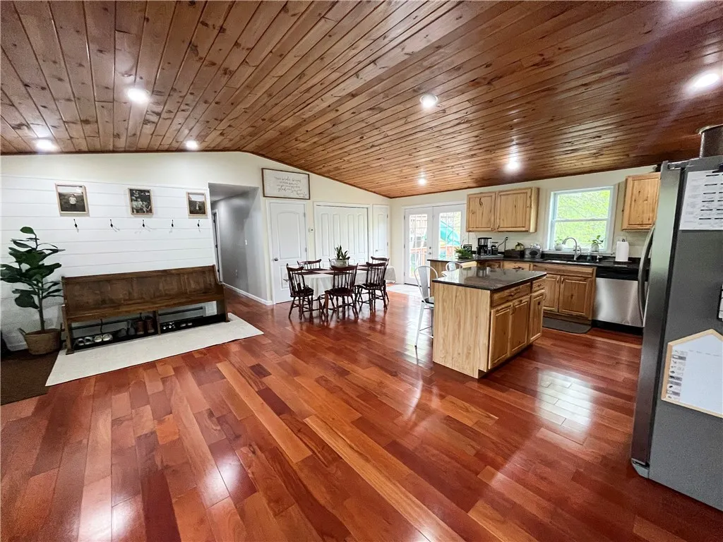 2001 County Road 23, Reading, New York 14891, Reading, New York 14891, 3 Bedrooms Bedrooms, 7 Rooms Rooms,2 BathroomsBathrooms,Residential,Closed,2001 County Road 23, Reading, New York 14891,R1612055
