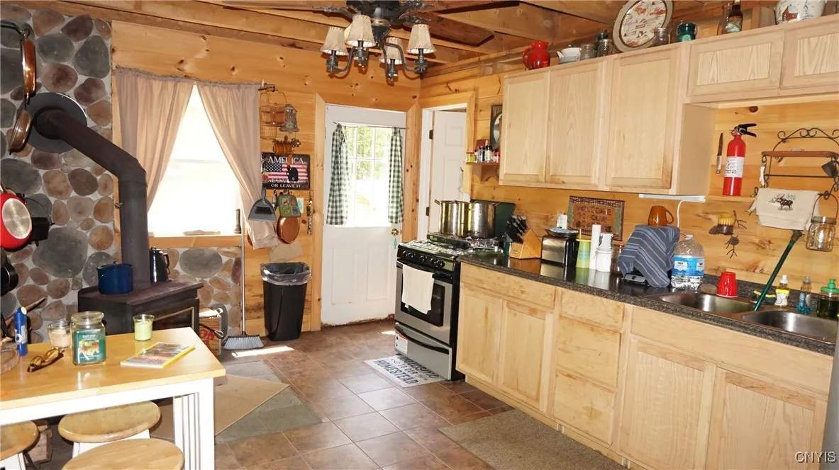 1507 Keeney Lane, Osceola, New York 13437, Osceola, New York 13437, 2 Bedrooms Bedrooms, 5 Rooms Rooms,Residential,Closed,1507 Keeney Lane, Osceola, New York 13437,0,S1612374