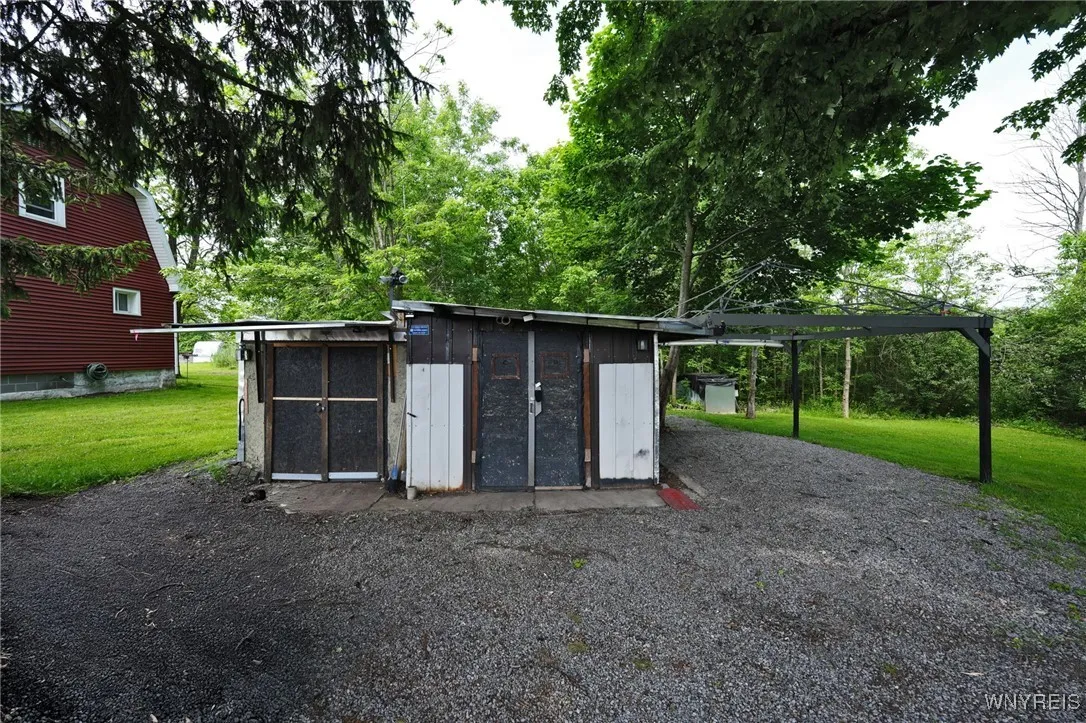 132 Pavement Road, Lancaster, New York 14086, Lancaster, New York 14086, 4 Bedrooms Bedrooms, ,2 BathroomsBathrooms,Residential,Closed,132 Pavement Road, Lancaster, New York 14086,0,B1612408