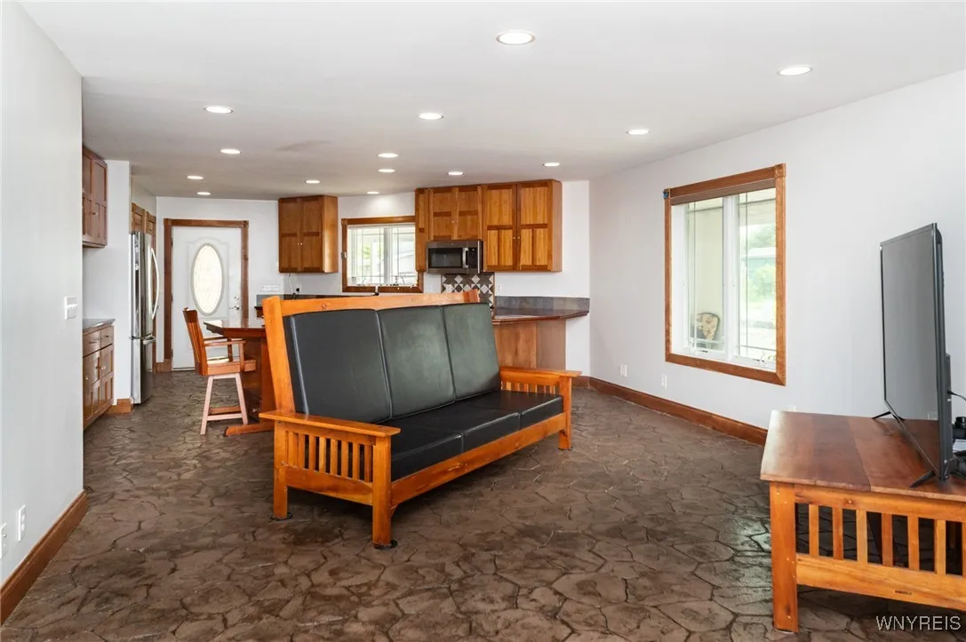 11020 Tinkham Road, Darien, New York 14040, Darien, New York 14040, 3 Bedrooms Bedrooms, 5 Rooms Rooms,1 BathroomBathrooms,Residential,Closed,11020 Tinkham Road, Darien, New York 14040,0,B1612054