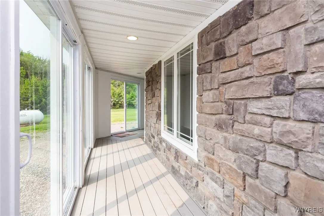 11020 Tinkham Road, Darien, New York 14040, Darien, New York 14040, 3 Bedrooms Bedrooms, 5 Rooms Rooms,1 BathroomBathrooms,Residential,Closed,11020 Tinkham Road, Darien, New York 14040,0,B1612054