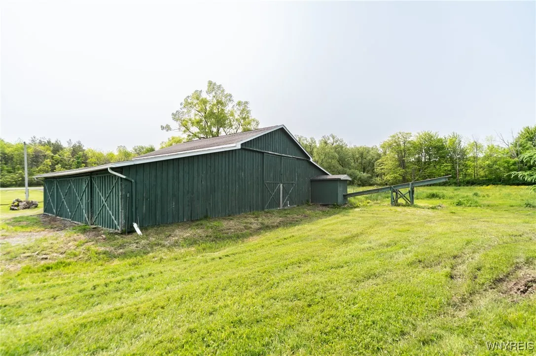 11020 Tinkham Road, Darien, New York 14040, Darien, New York 14040, 3 Bedrooms Bedrooms, 5 Rooms Rooms,1 BathroomBathrooms,Residential,Closed,11020 Tinkham Road, Darien, New York 14040,0,B1612054