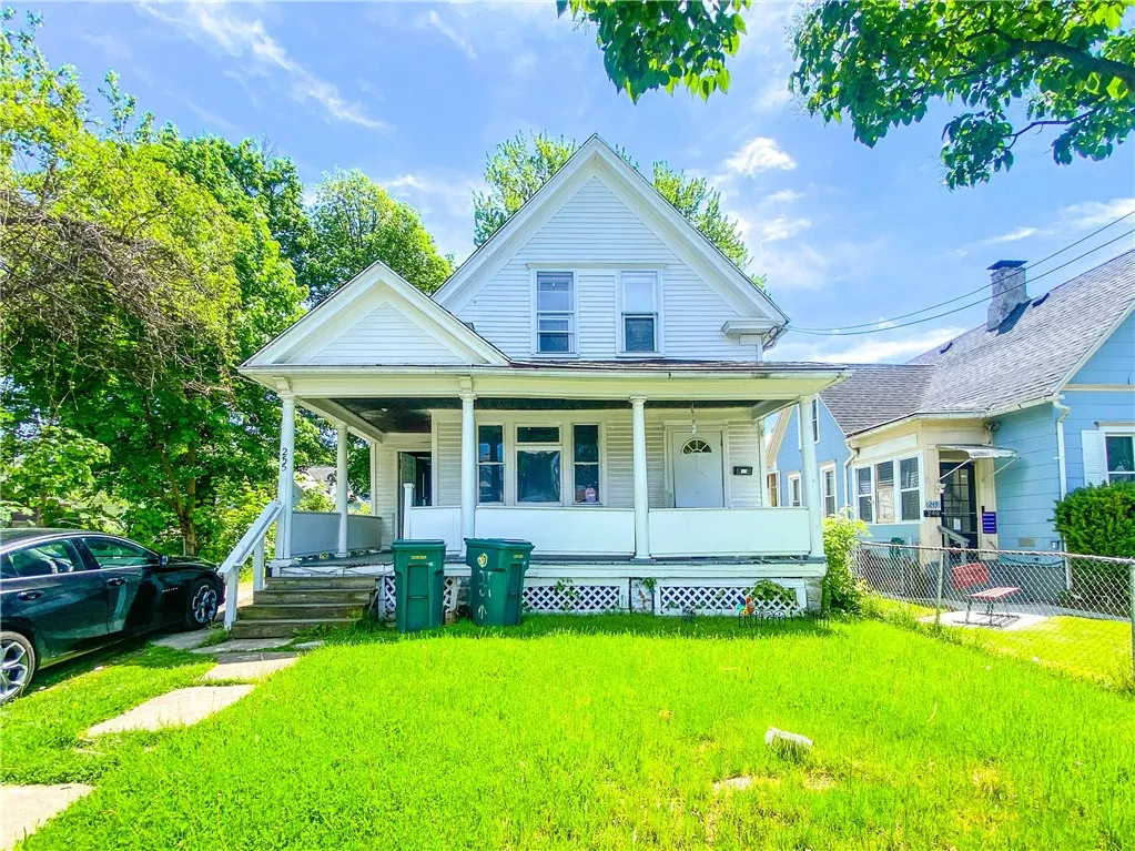 255 Avenue A, Rochester, New York 14621, Rochester, New York 14621, 5 Bedrooms Bedrooms, ,2 BathroomsBathrooms,Residential,Closed,255 Avenue A, Rochester, New York 14621,0,R1610407