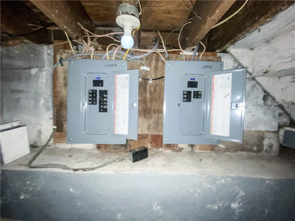 255 Avenue A, Rochester, New York 14621, Rochester, New York 14621, 5 Bedrooms Bedrooms, ,2 BathroomsBathrooms,Residential,Closed,255 Avenue A, Rochester, New York 14621,0,R1610407