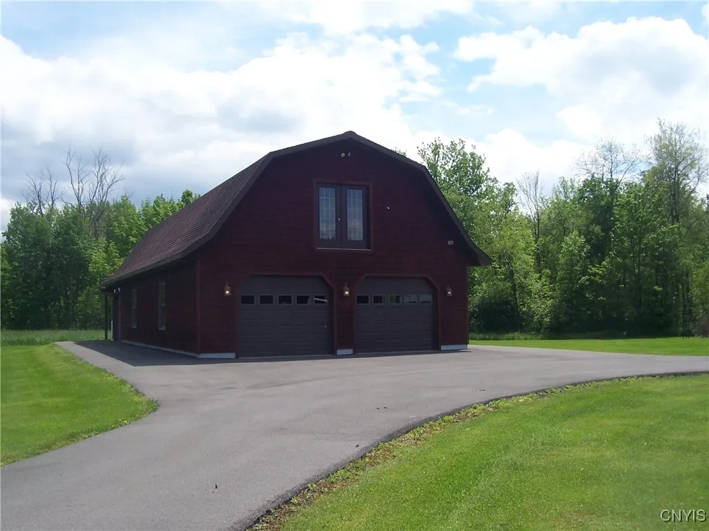 9782 Round Barn Road, Trenton, New York 13354, Trenton, New York 13354, 3 Bedrooms Bedrooms, 8 Rooms Rooms,3 BathroomsBathrooms,Residential,Closed,9782 Round Barn Road, Trenton, New York 13354,S1612433