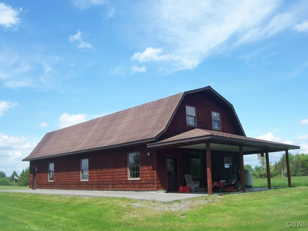 9782 Round Barn Road, Trenton, New York 13354, Trenton, New York 13354, 3 Bedrooms Bedrooms, 8 Rooms Rooms,3 BathroomsBathrooms,Residential,Closed,9782 Round Barn Road, Trenton, New York 13354,S1612433