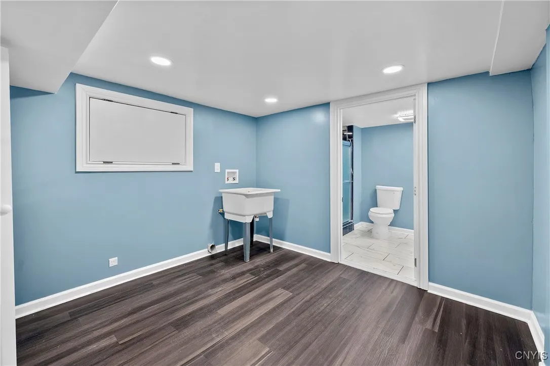 402 Cogswell Avenue, Geddes, New York 13209, Geddes, New York 13209, 5 Bedrooms Bedrooms, 10 Rooms Rooms,2 BathroomsBathrooms,Residential,Closed,402 Cogswell Avenue, Geddes, New York 13209,S1612393