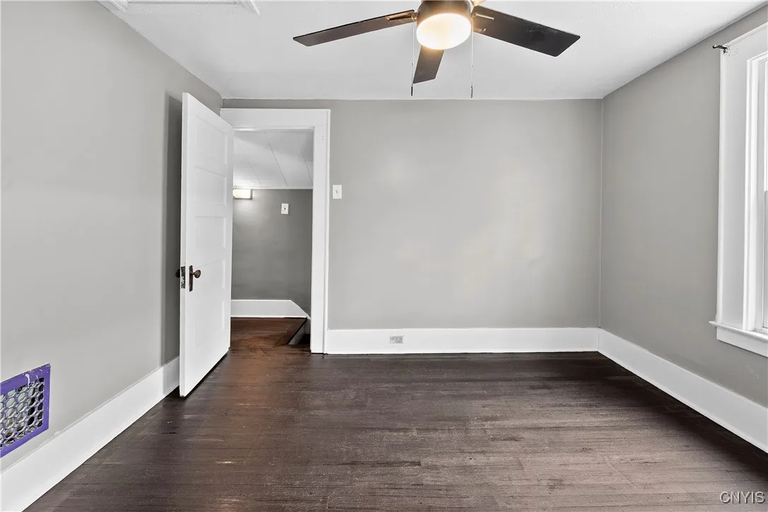 402 Cogswell Avenue, Geddes, New York 13209, Geddes, New York 13209, 5 Bedrooms Bedrooms, 10 Rooms Rooms,2 BathroomsBathrooms,Residential,Closed,402 Cogswell Avenue, Geddes, New York 13209,S1612393