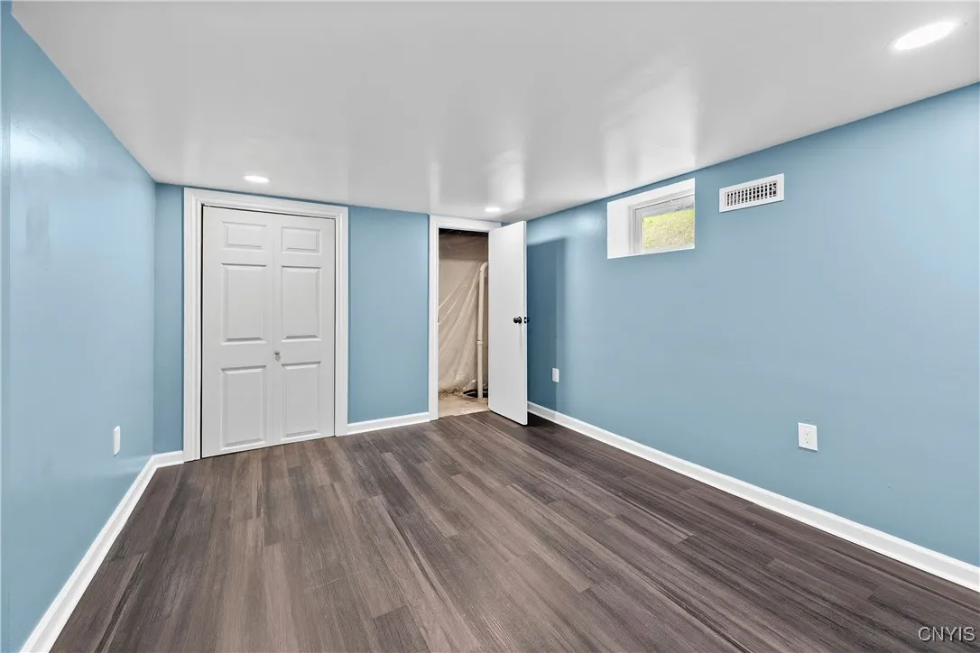 402 Cogswell Avenue, Geddes, New York 13209, Geddes, New York 13209, 5 Bedrooms Bedrooms, 10 Rooms Rooms,2 BathroomsBathrooms,Residential,Closed,402 Cogswell Avenue, Geddes, New York 13209,S1612393