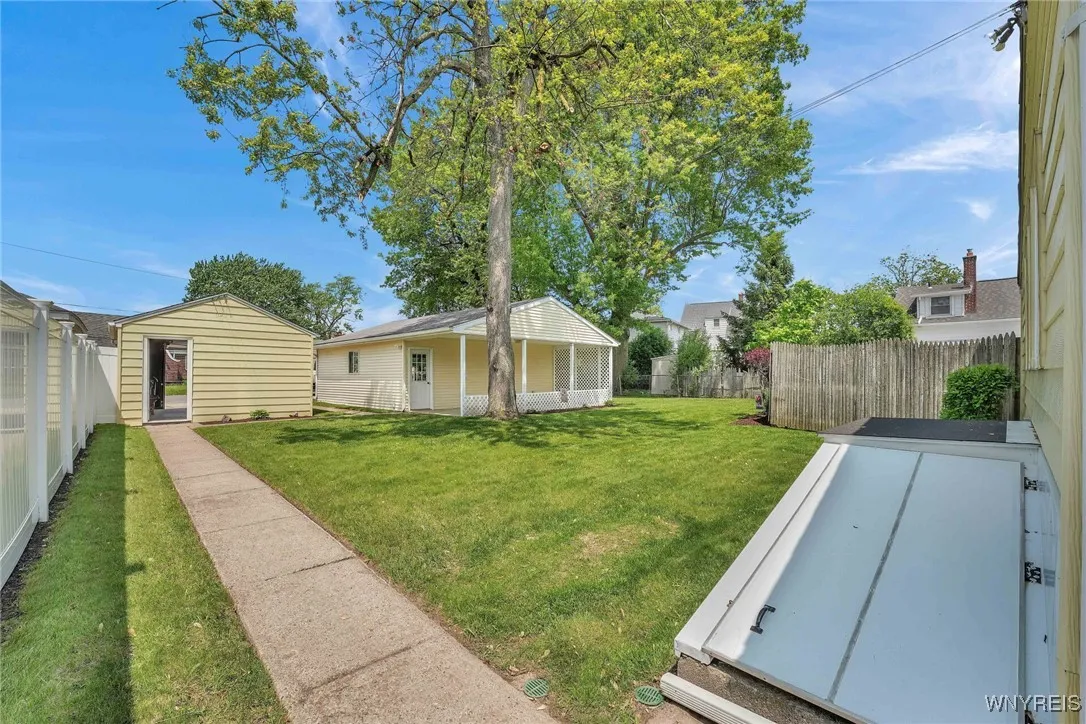 568 Delaware Street, Tonawanda-city, New York 1415, Tonawanda, New York 14150, 3 Bedrooms Bedrooms, 7 Rooms Rooms,1 BathroomBathrooms,Residential,Closed,568 Delaware Street, Tonawanda-city, New York 1415,B1612334