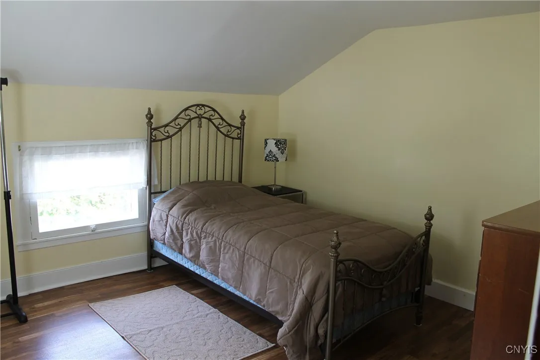 42 Mechanic Street, Elbridge, New York 13080, Elbridge, New York 13080, 4 Bedrooms Bedrooms, 13 Rooms Rooms,2 BathroomsBathrooms,Residential,Closed,42 Mechanic Street, Elbridge, New York 13080,0,S1612383