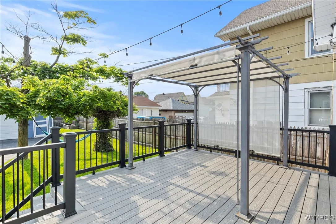 152 Commonwealth Avenue, Buffalo, New York 14216, Buffalo, New York 14216, 4 Bedrooms Bedrooms, 7 Rooms Rooms,2 BathroomsBathrooms,Residential,Closed,152 Commonwealth Avenue, Buffalo, New York 14216,B1612396