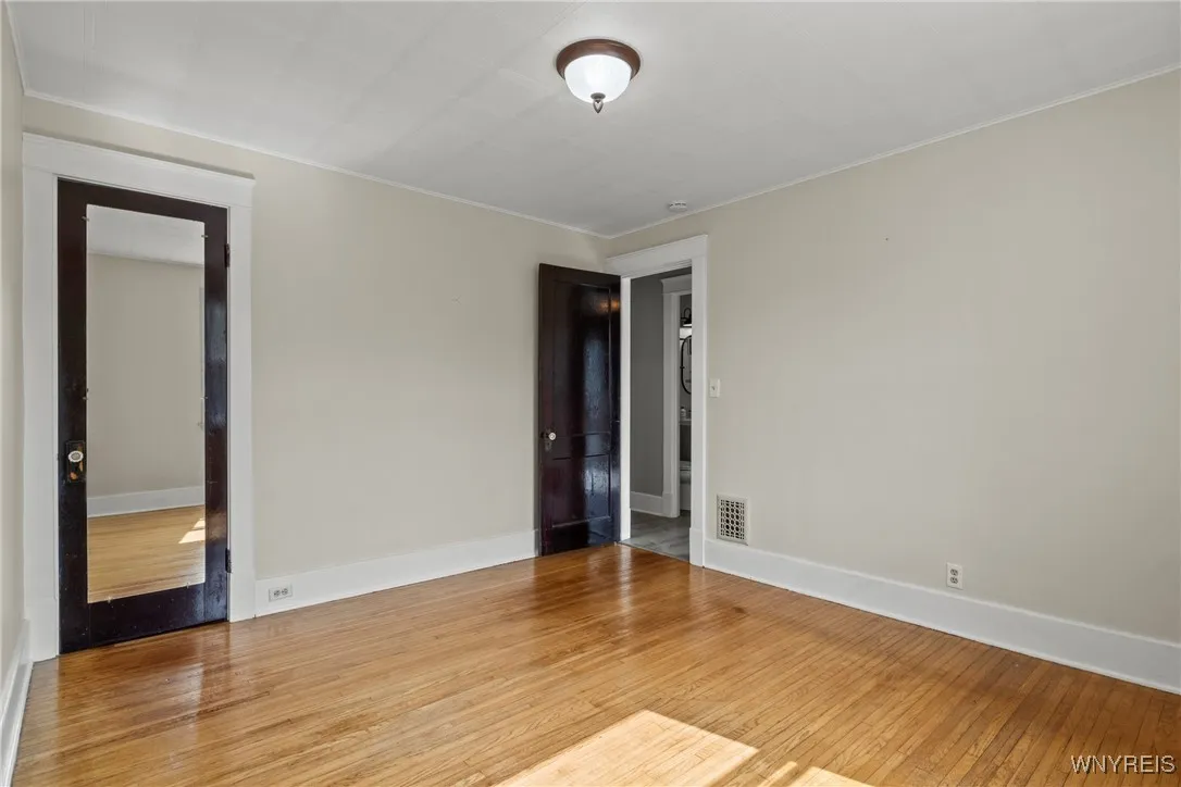 152 Commonwealth Avenue, Buffalo, New York 14216, Buffalo, New York 14216, 4 Bedrooms Bedrooms, 7 Rooms Rooms,2 BathroomsBathrooms,Residential,Closed,152 Commonwealth Avenue, Buffalo, New York 14216,B1612396