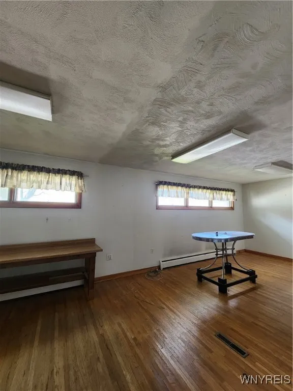 2116 Clinton Street, Cheektowaga, New York 14206, Cheektowaga, New York 14206, 5 Rooms Rooms,Commercial Lease,For Rent,2116 Clinton Street, Cheektowaga, New York 14206,B1612479