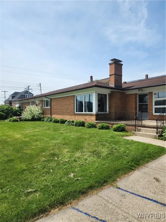 2116 Clinton Street, Cheektowaga, New York 14206, Cheektowaga, New York 14206, 5 Rooms Rooms,Commercial Lease,For Rent,2116 Clinton Street, Cheektowaga, New York 14206,B1612479
