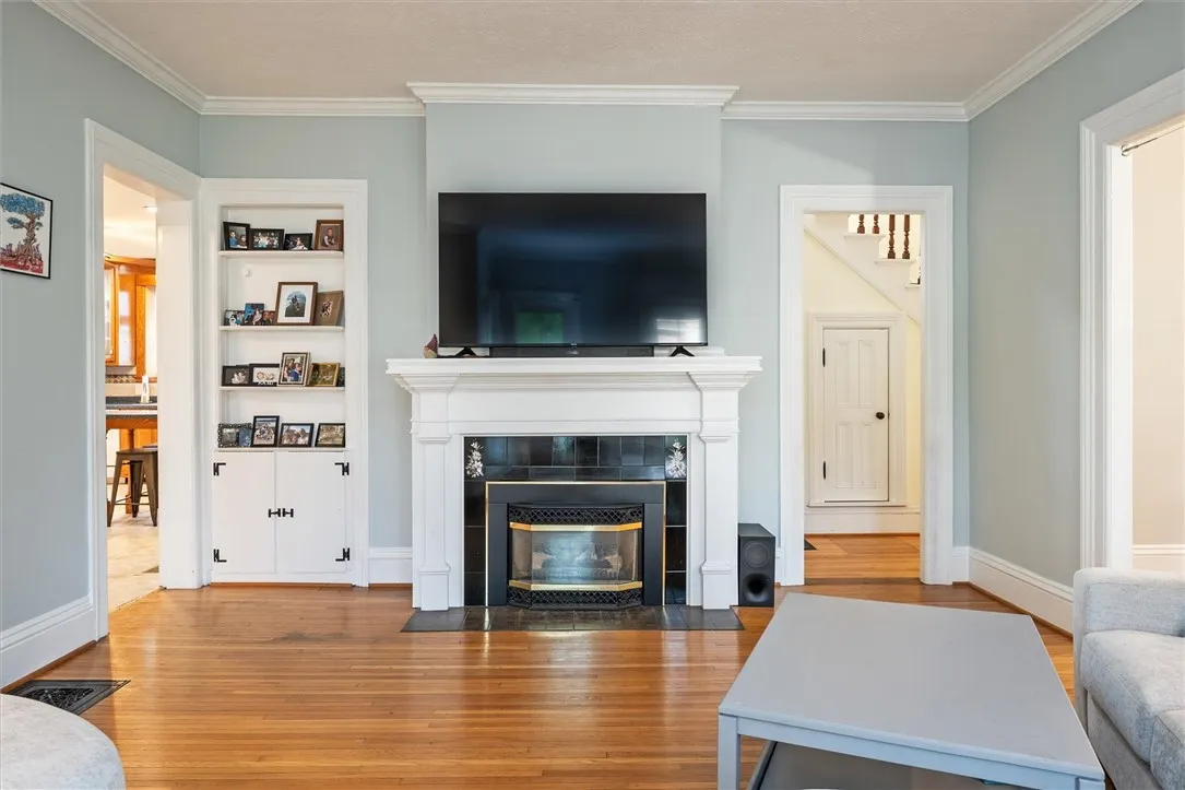 139 East Main Street, Avon, New York 14414, Avon, New York 14414, 3 Bedrooms Bedrooms, 9 Rooms Rooms,2 BathroomsBathrooms,Residential,Closed,139 East Main Street, Avon, New York 14414,R1611800