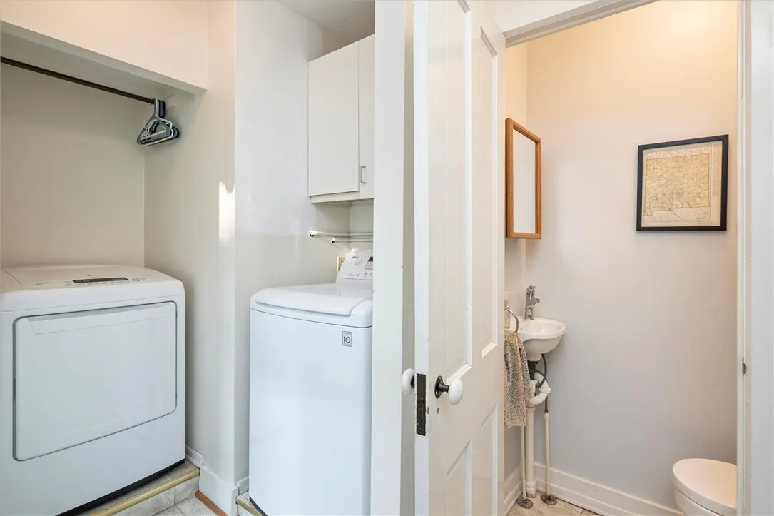 139 East Main Street, Avon, New York 14414, Avon, New York 14414, 3 Bedrooms Bedrooms, 9 Rooms Rooms,2 BathroomsBathrooms,Residential,Closed,139 East Main Street, Avon, New York 14414,R1611800