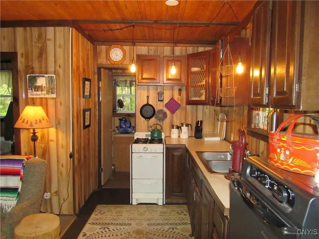 303 Uncas Road, Inlet, New York 13360, Inlet, New York 13360, 1 Bedroom Bedrooms, 3 Rooms Rooms,1 BathroomBathrooms,Residential,Closed,303 Uncas Road, Inlet, New York 13360,S1611261