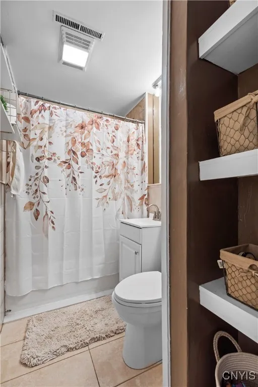 37 Waterbury Drive, Clay, New York 13212, Clay, New York 13212, 3 Bedrooms Bedrooms, 5 Rooms Rooms,1 BathroomBathrooms,Residential,For Sale,37 Waterbury Drive, Clay, New York 13212,S1612436