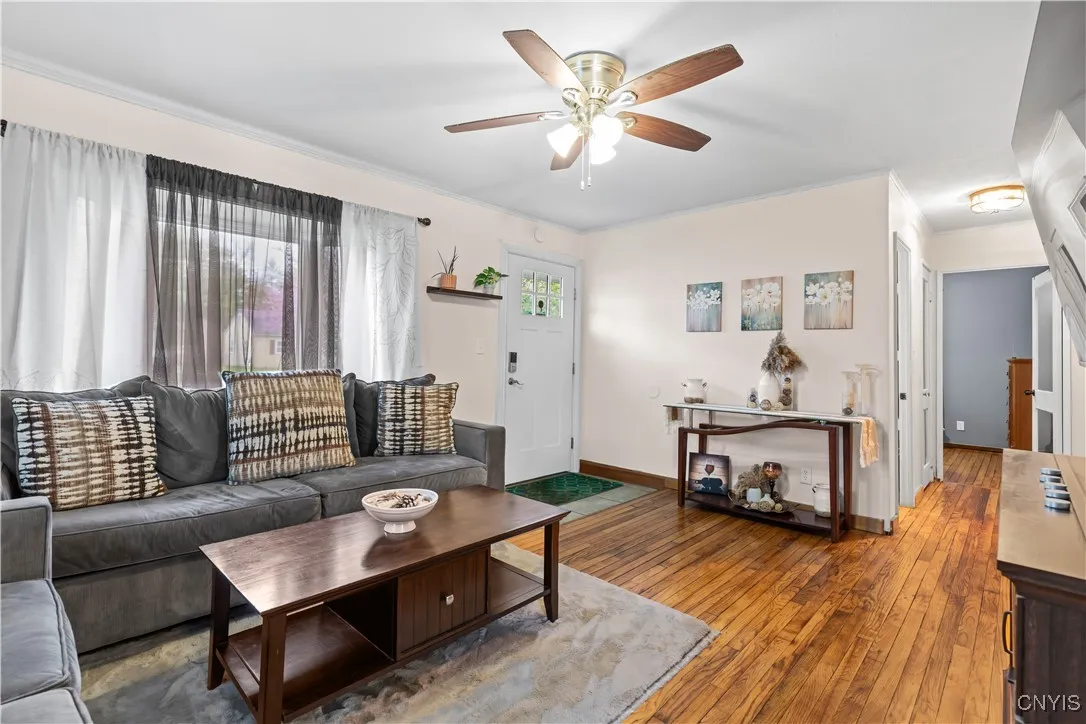 37 Waterbury Drive, Clay, New York 13212, Clay, New York 13212, 3 Bedrooms Bedrooms, 5 Rooms Rooms,1 BathroomBathrooms,Residential,For Sale,37 Waterbury Drive, Clay, New York 13212,S1612436