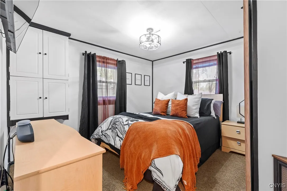 37 Waterbury Drive, Clay, New York 13212, Clay, New York 13212, 3 Bedrooms Bedrooms, 5 Rooms Rooms,1 BathroomBathrooms,Residential,For Sale,37 Waterbury Drive, Clay, New York 13212,S1612436