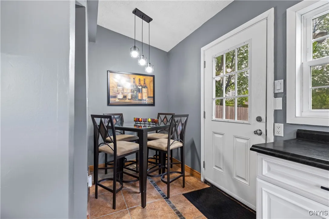 37 Waterbury Drive, Clay, New York 13212, Clay, New York 13212, 3 Bedrooms Bedrooms, 5 Rooms Rooms,1 BathroomBathrooms,Residential,For Sale,37 Waterbury Drive, Clay, New York 13212,S1612436