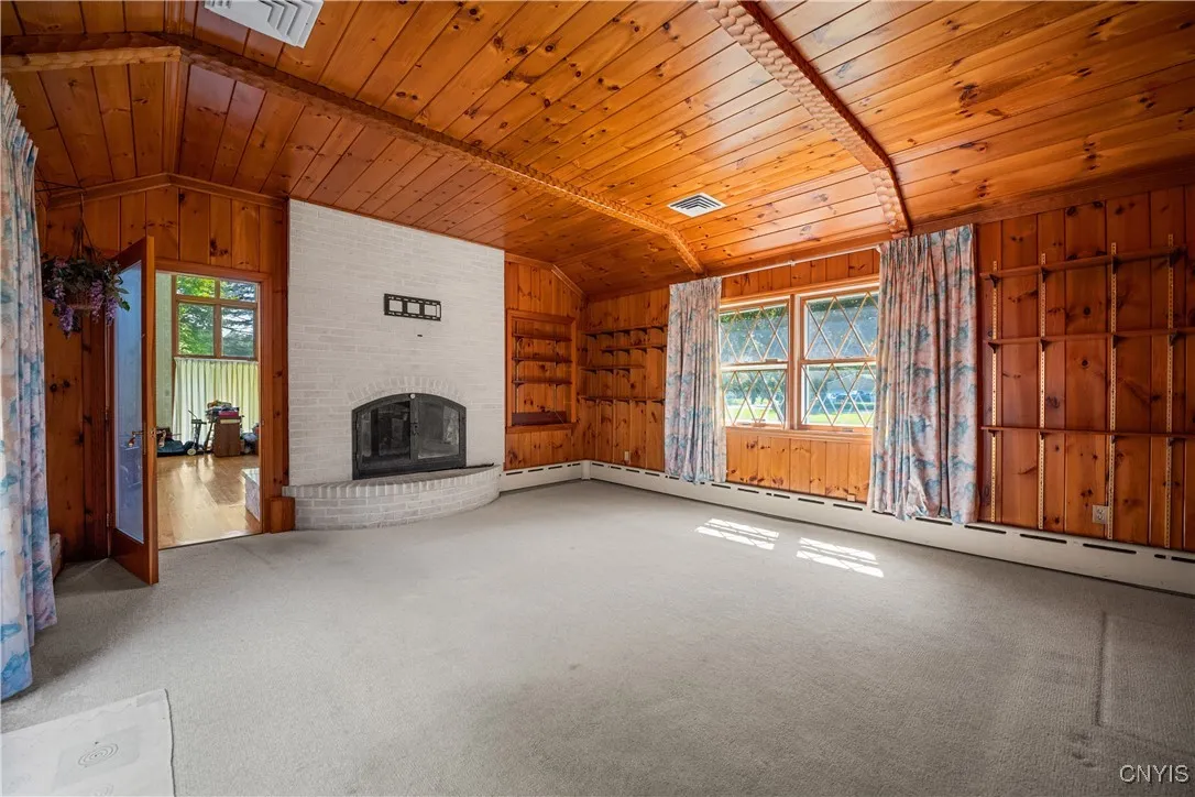 582 County Route 25, Minetto, New York 13126, Minetto, New York 13126, 5 Bedrooms Bedrooms, 16 Rooms Rooms,4 BathroomsBathrooms,Residential,For Sale,582 County Route 25, Minetto, New York 13126,0,S1610327
